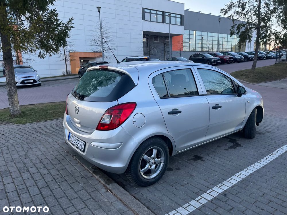 Opel Corsa 1.0 12V Essentia - 3