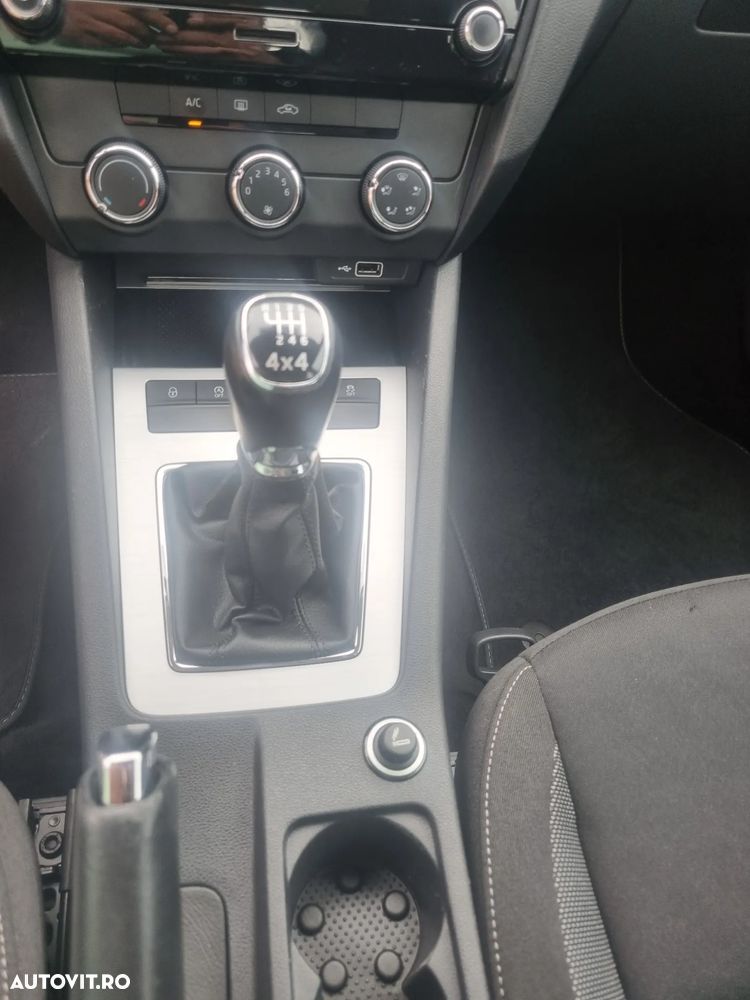 Skoda Octavia 1.6 TDI Ambition - 16