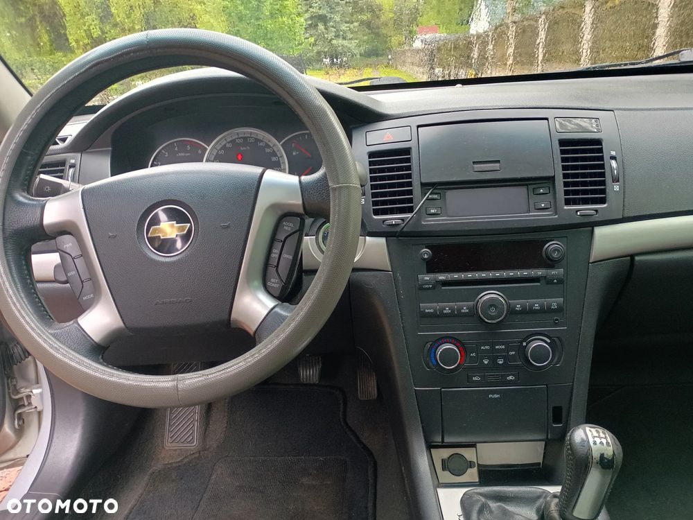 Chevrolet Epica - 12
