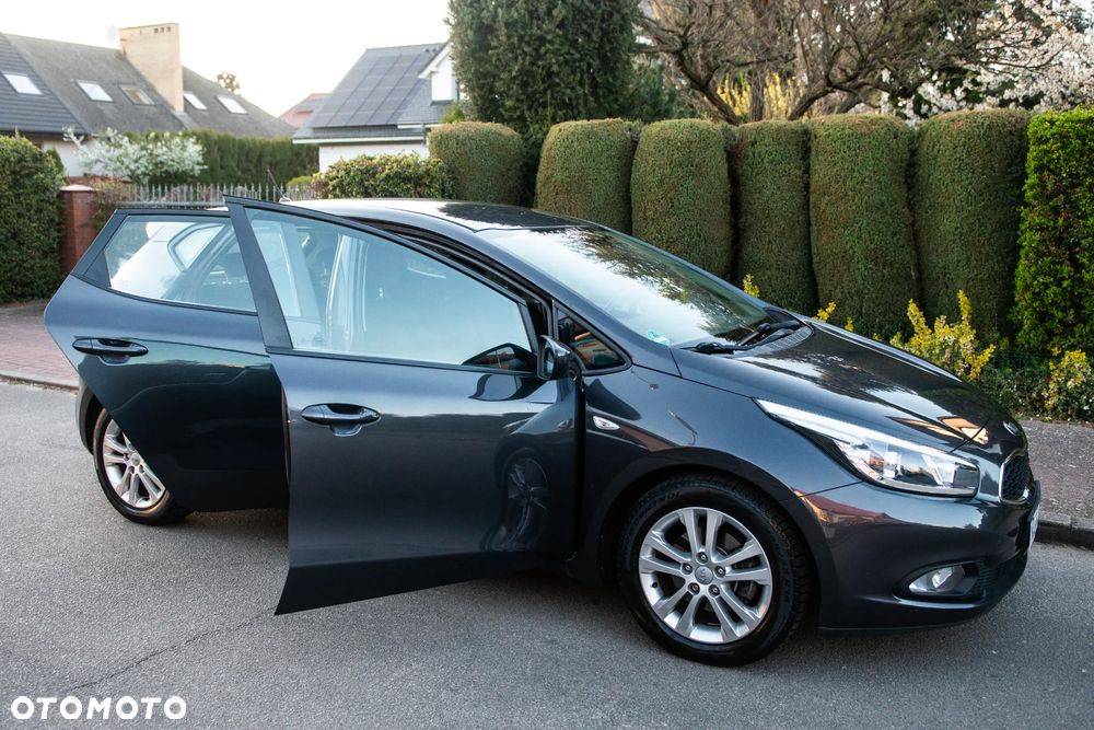 Kia Ceed - 15