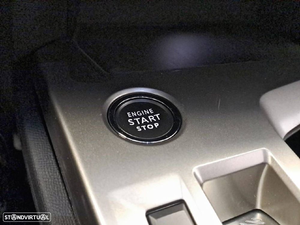 Peugeot 308 1.2 Hybrid Allure e-DCS6 - 22