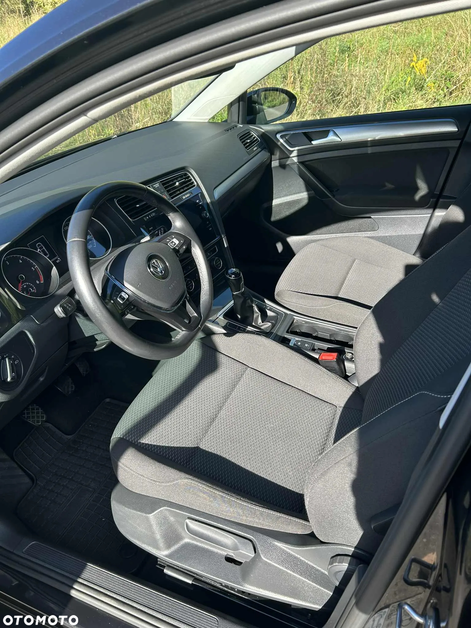 Volkswagen Golf VII 1.6 TDI BMT Trendline - 5