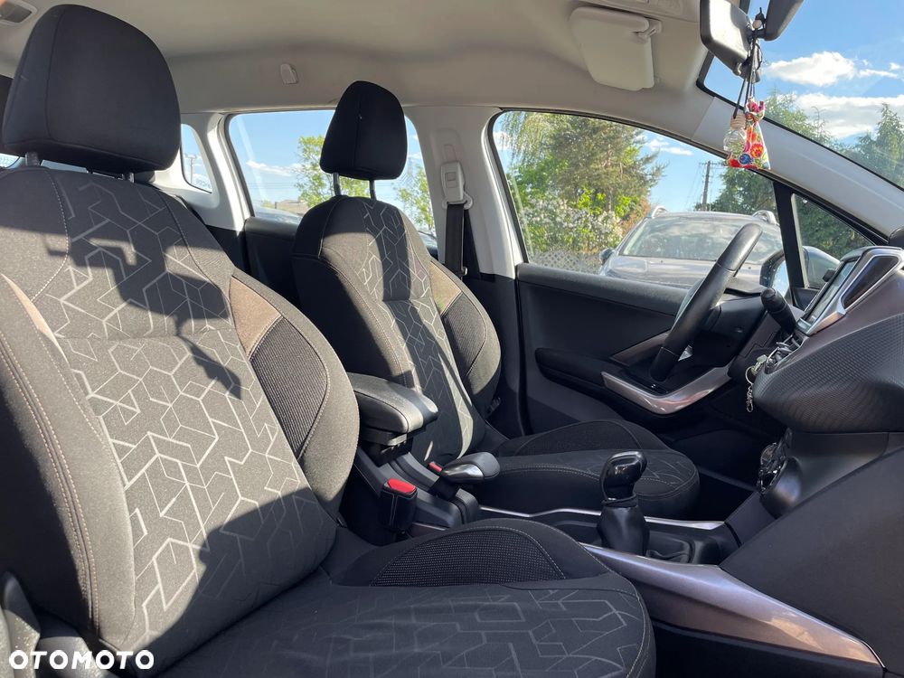 Peugeot 2008 1.6 VTi Active - 19