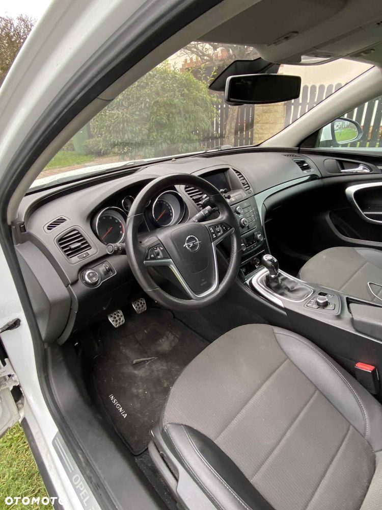 Opel Insignia - 8