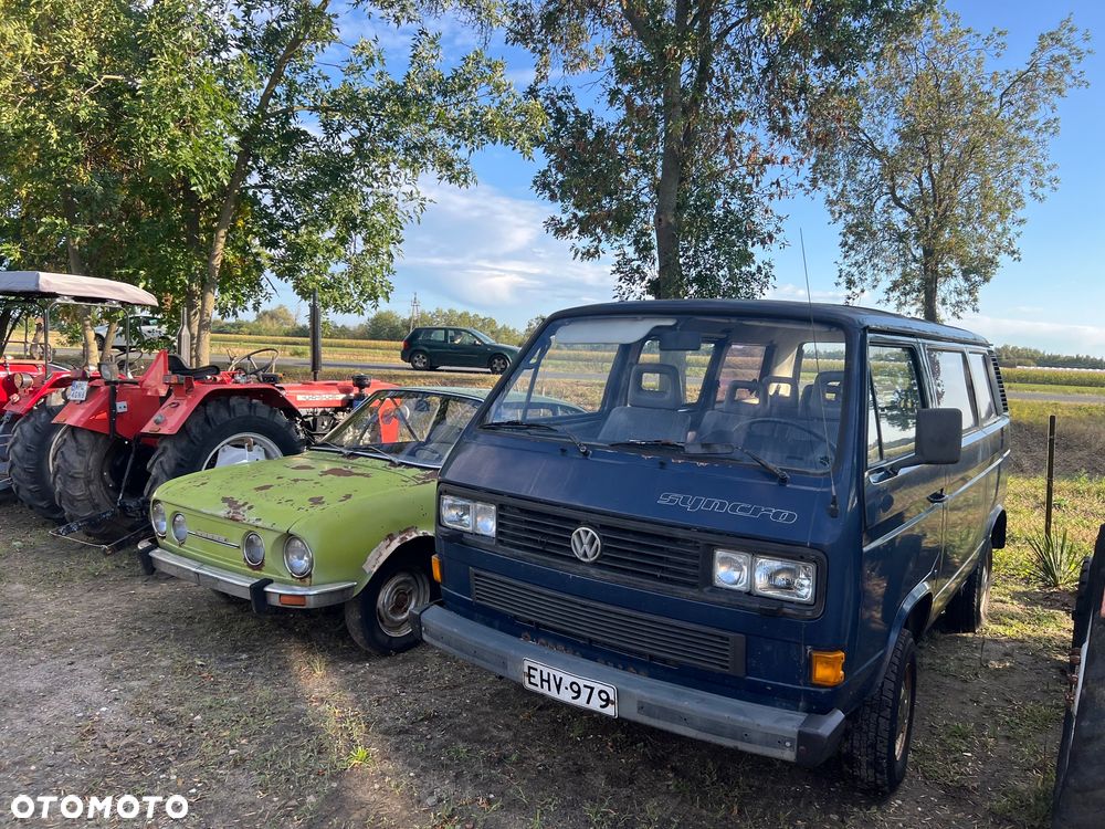 Volkswagen Caravelle - 1