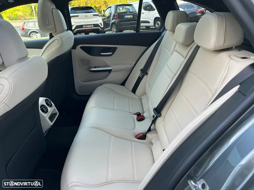 Mercedes-Benz C 300 e Avantgarde - 5