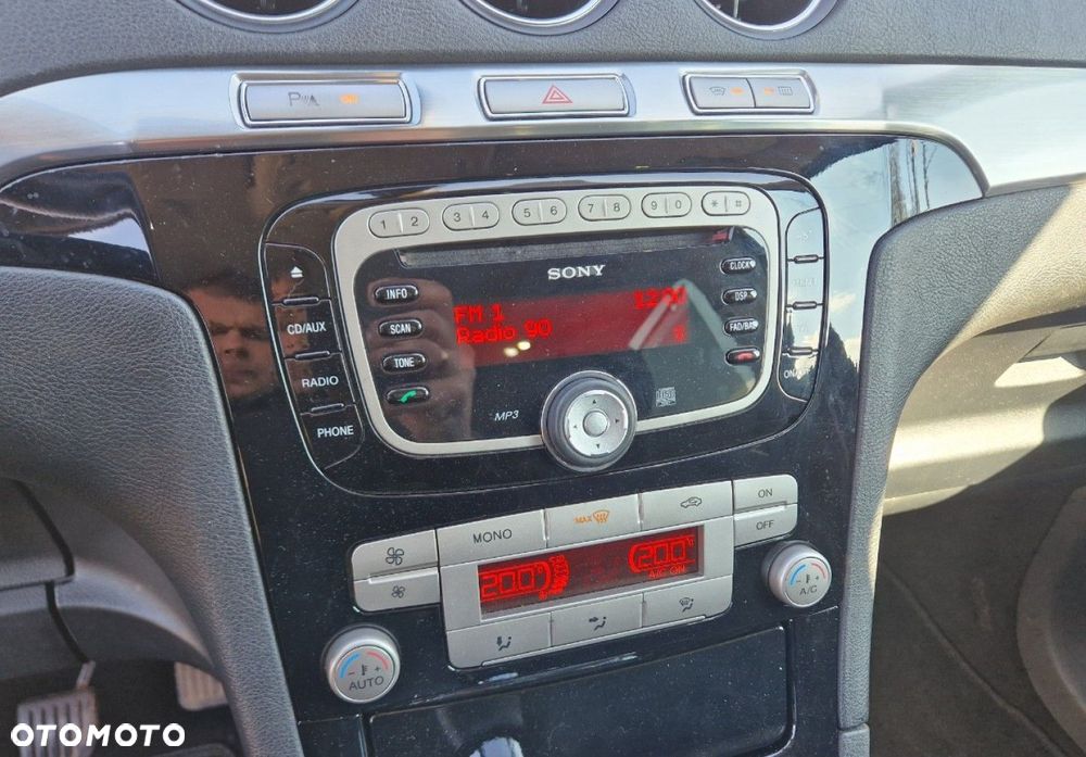 Ford S-Max 2.0 TDCi DPF Titanium - 21