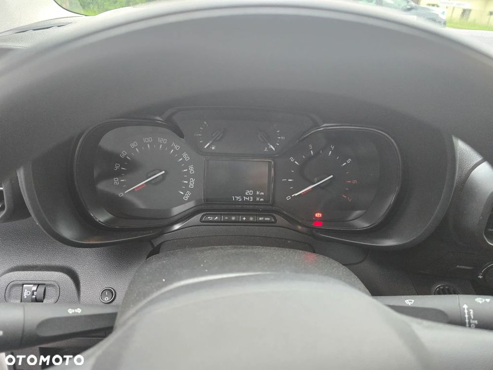 Toyota Proace City - 26