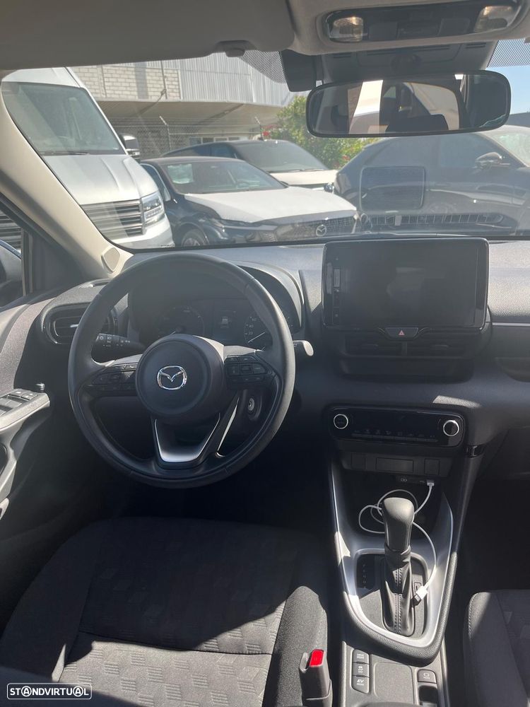 Mazda 2 1.5 L Hybrid VVT-i Centre-Line - 8