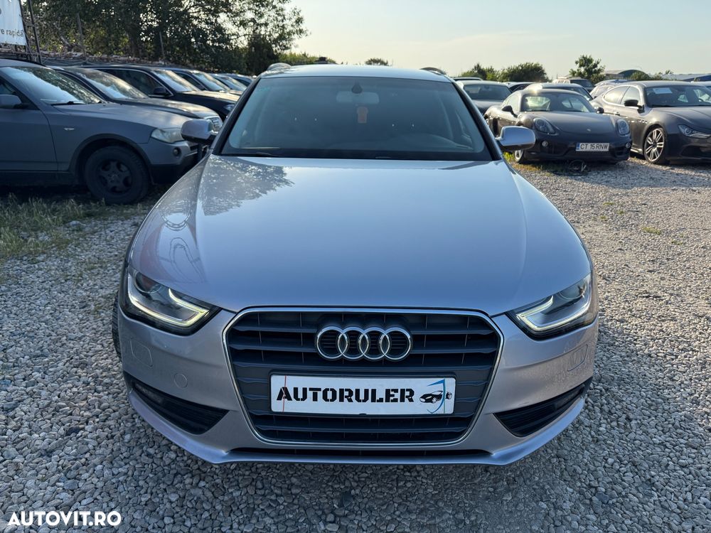Audi A4 Avant 2.0 TDI DPF clean diesel multitronic Attraction - 14