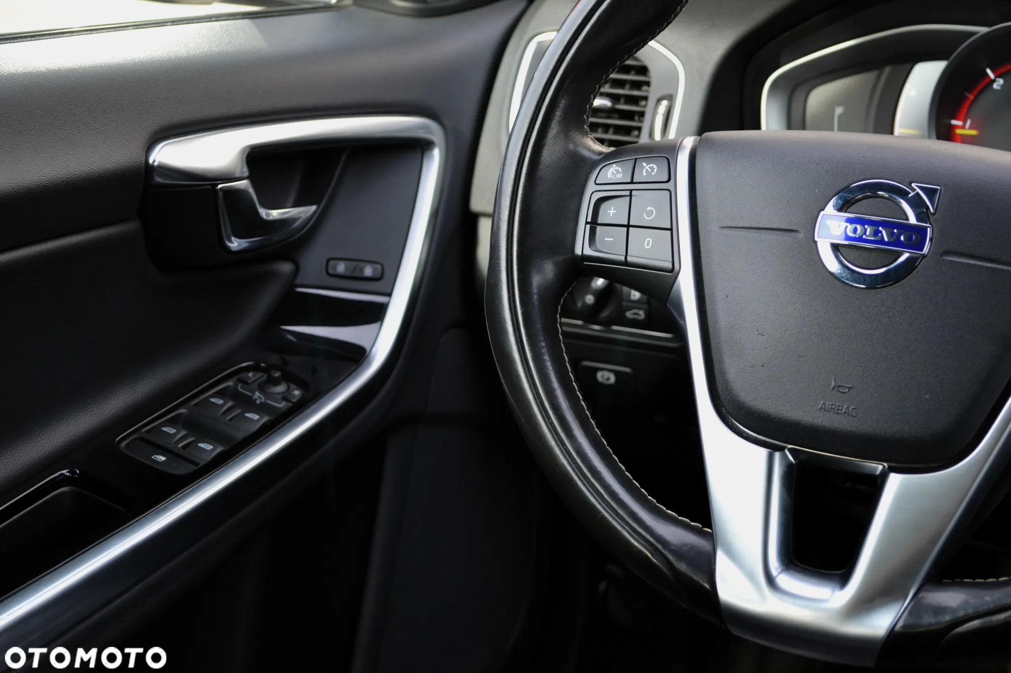Volvo S60 D3 Drive-E Summum - 24