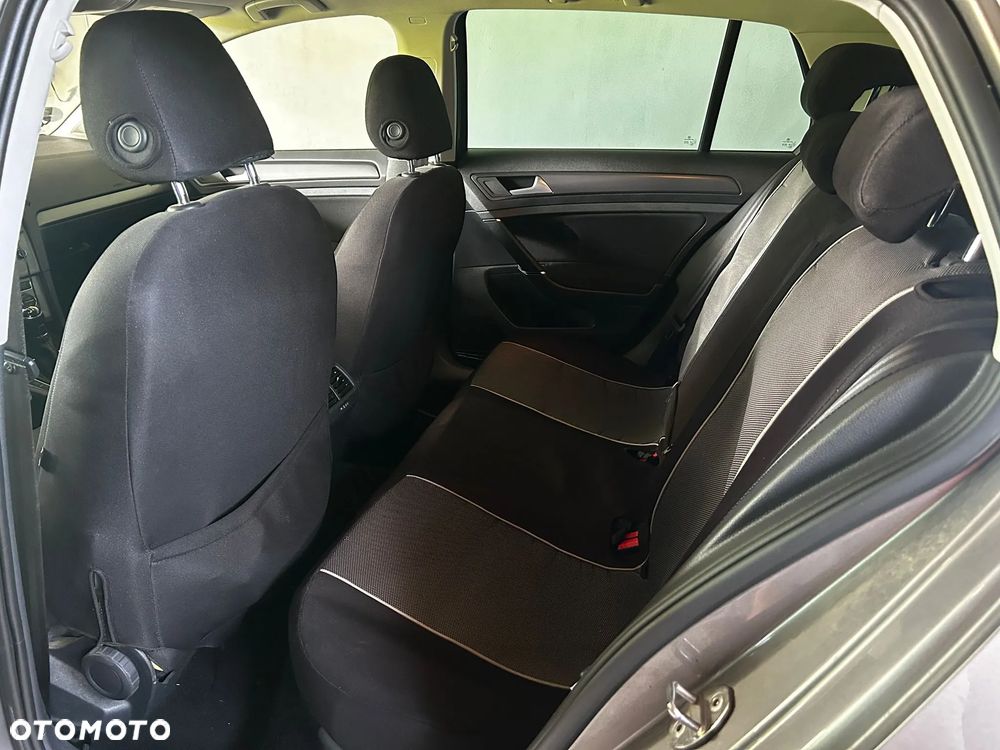Volkswagen Golf 1.6 TDI BlueMotion Trendline - 10