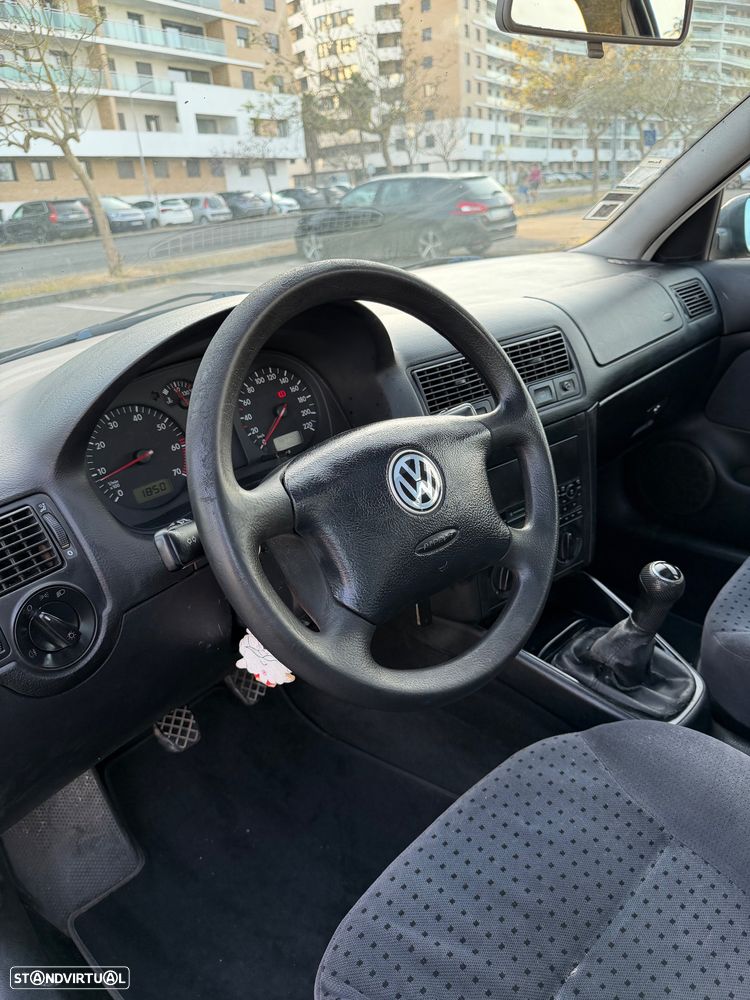 VW Golf 1.4i Confortline - 14