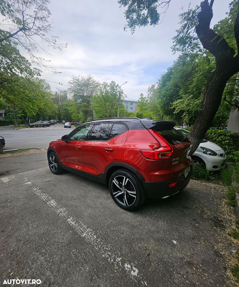 Volvo XC 40 D4 AWD R-Design - 6