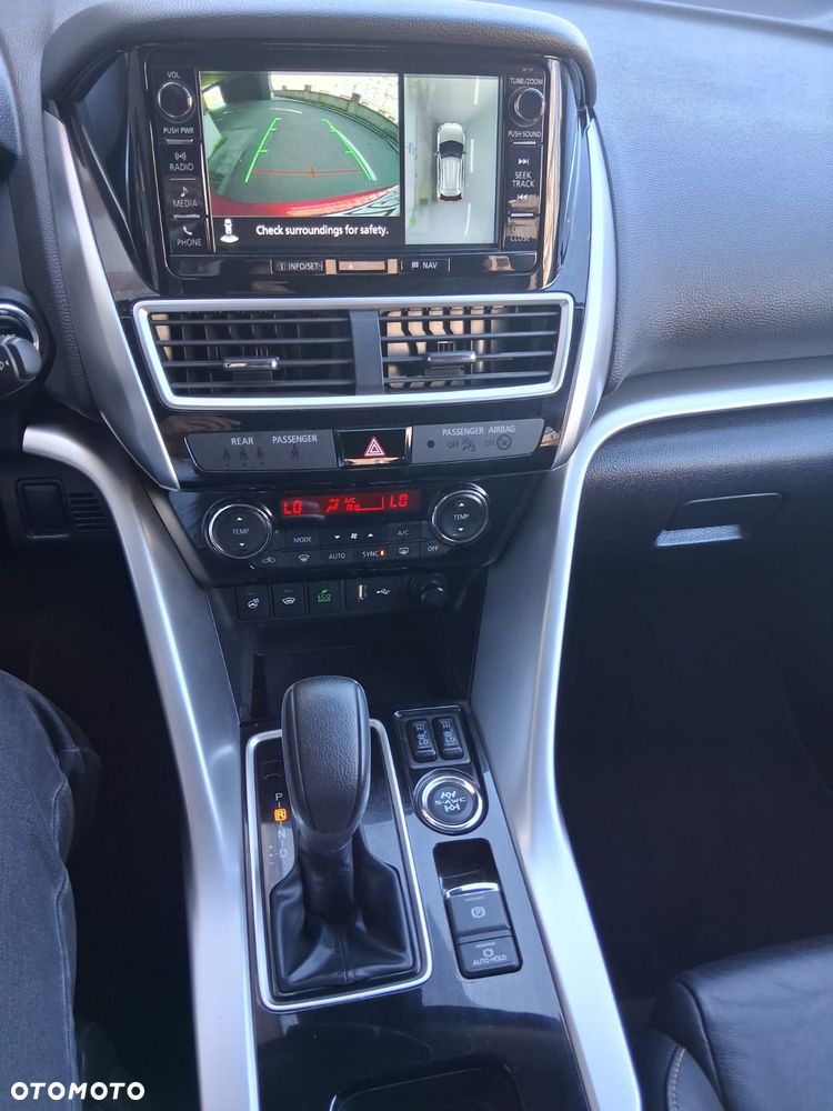 Mitsubishi Eclipse Cross - 9