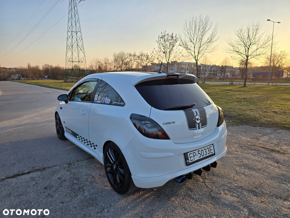 Opel Corsa 1.4 16V Color Edition - 9