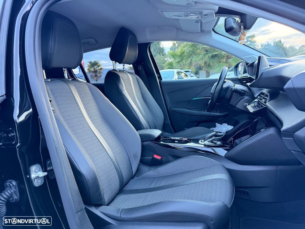 Peugeot e-208 50 kWh Allure Pack - 23