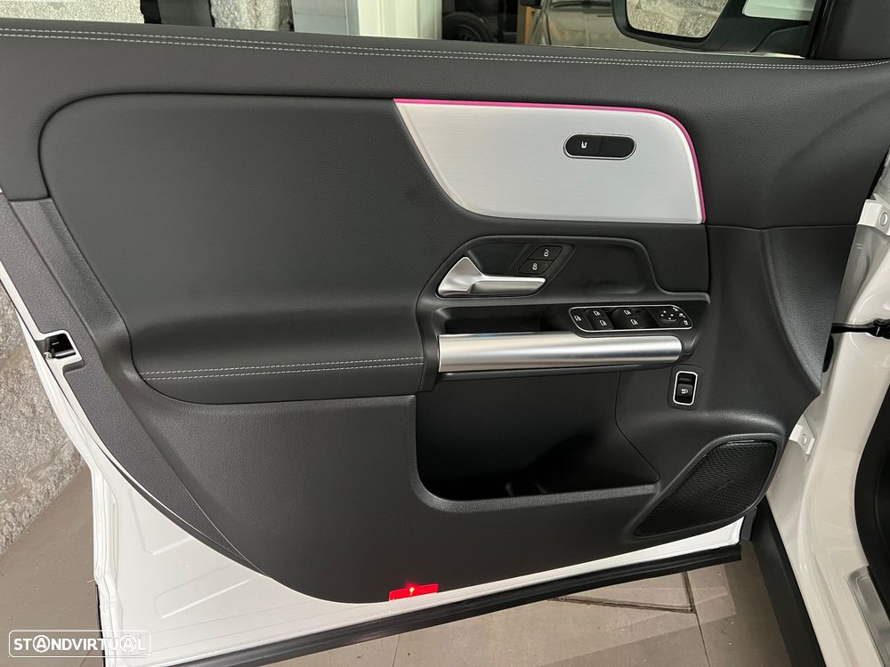 Mercedes-Benz EQA 300 4Matic Progressive - 10