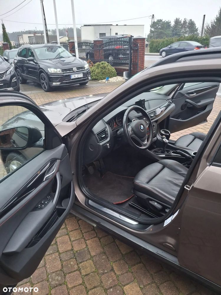 BMW X1 sDrive18d xLine - 8