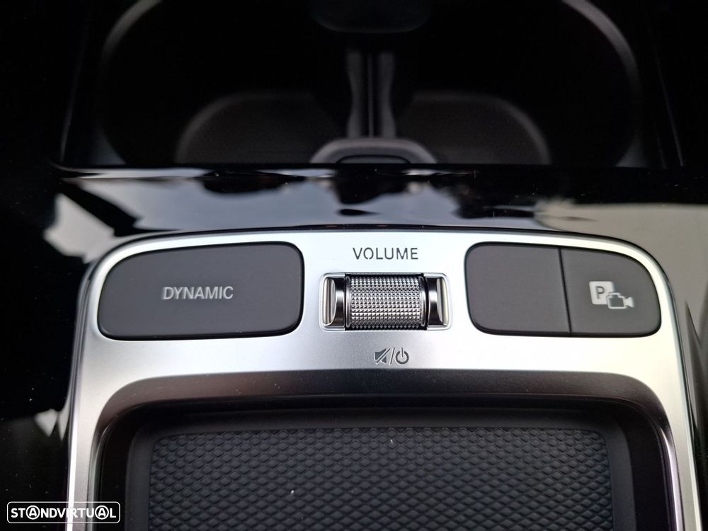 Mercedes-Benz A 250 e - 21