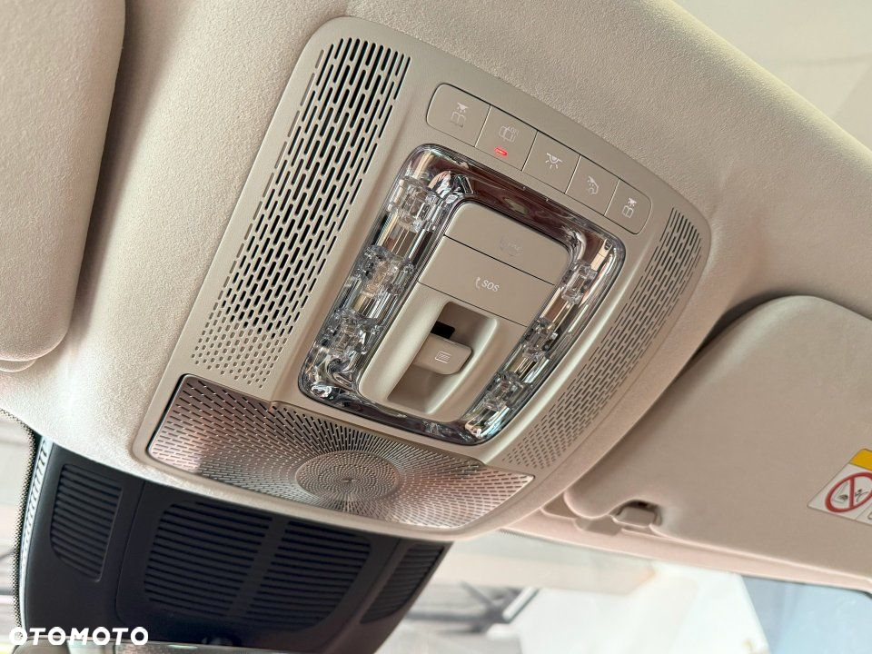 Mercedes-Benz GLS - 24