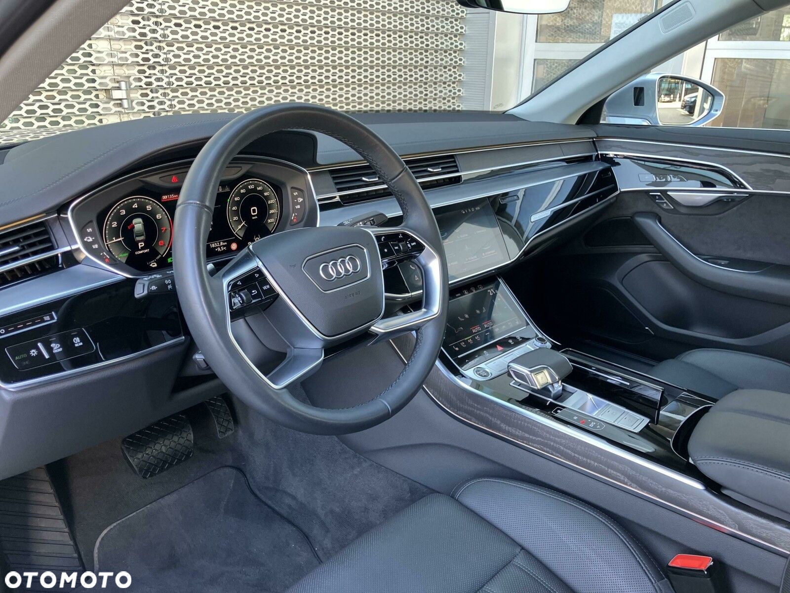 Audi A8 - 10