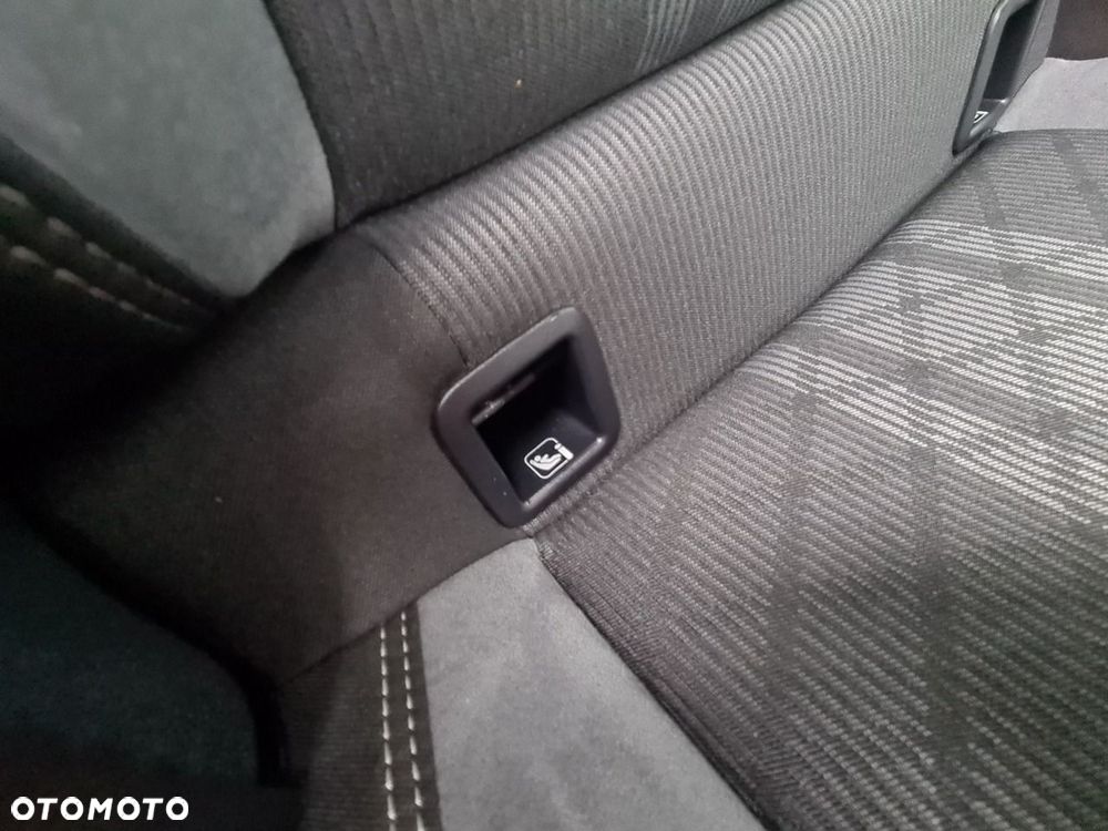 Volkswagen Taigo 1.0 TSI R-Line - 35