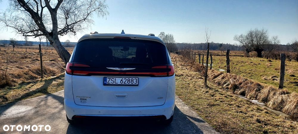 Chrysler Pacifica - 6