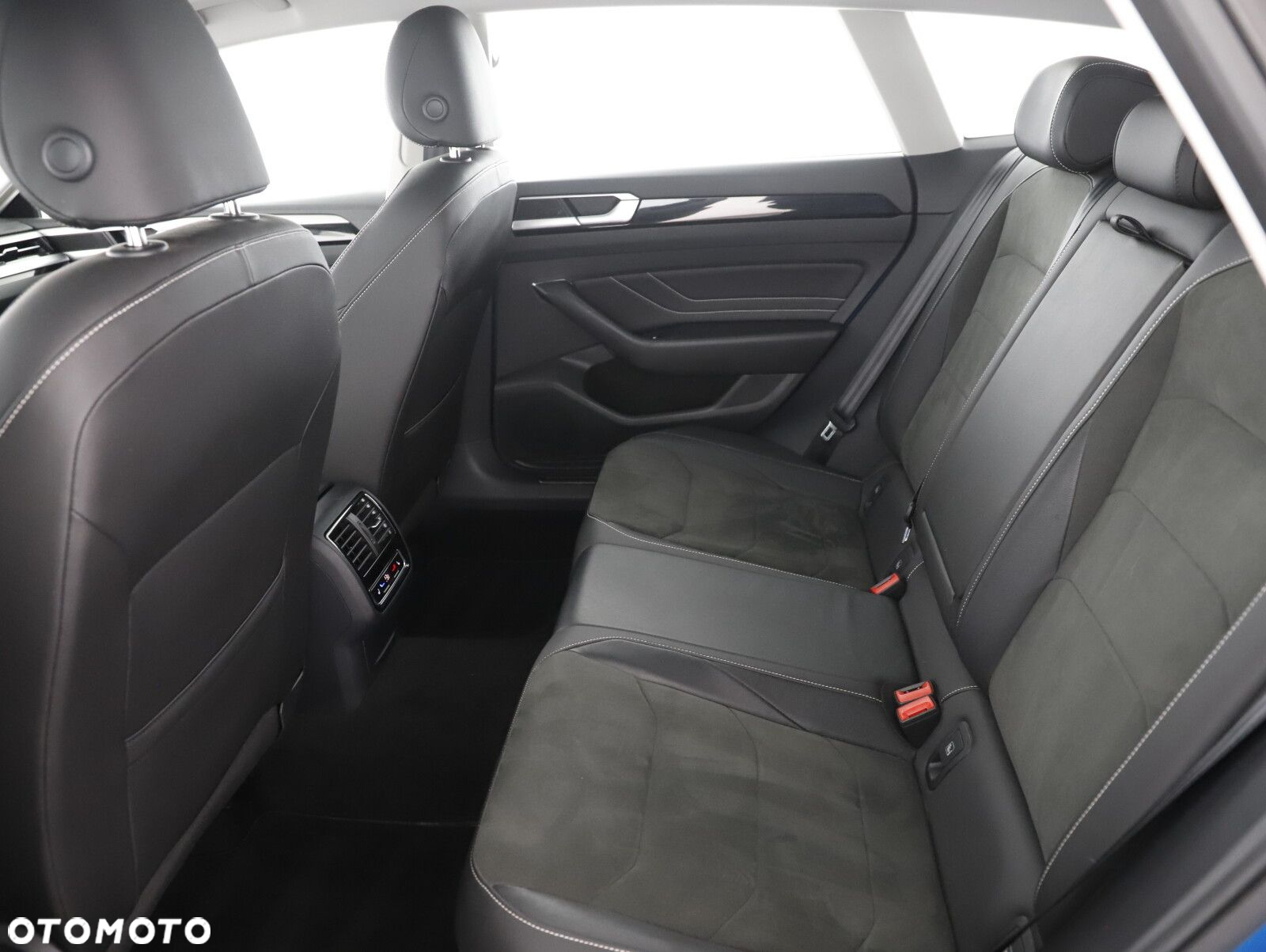 Volkswagen Arteon 2.0 TSI Elegance DSG - 10