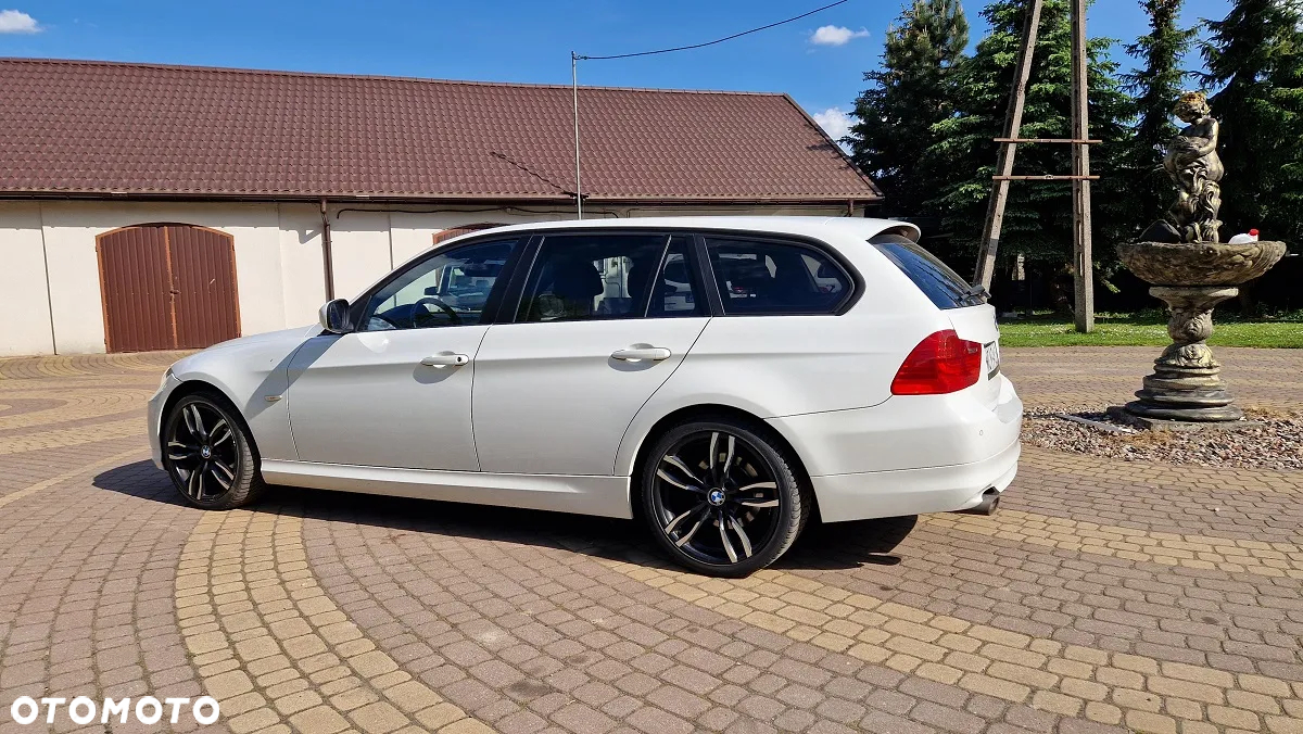 BMW Seria 3 - 11