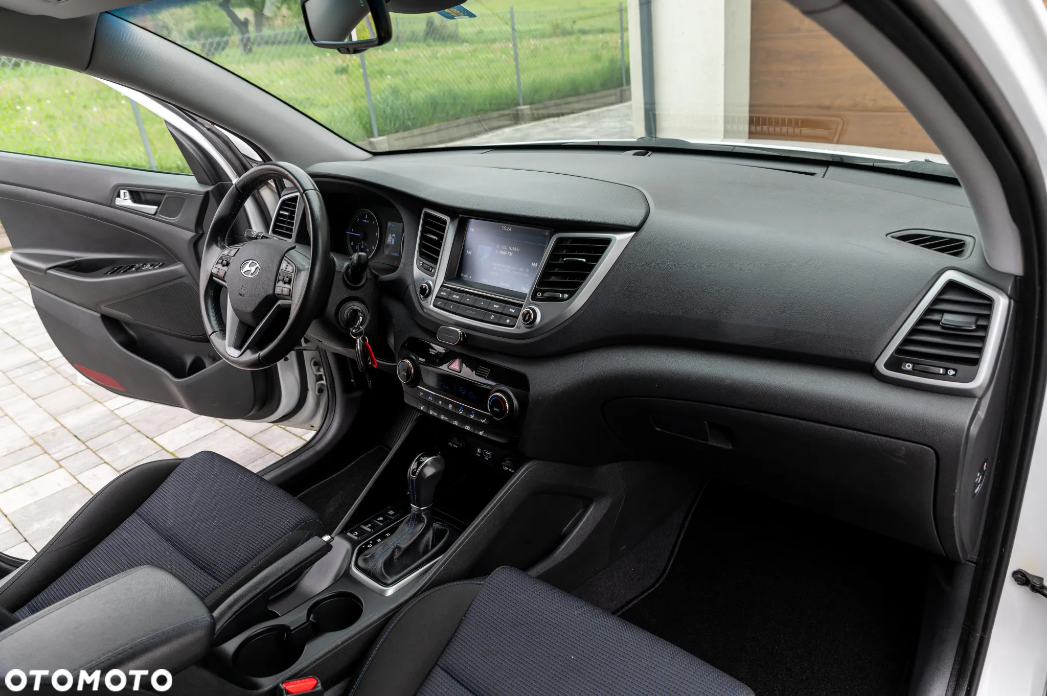 Hyundai Tucson blue 1.7 CRDi 2WD DCT Premium - 24