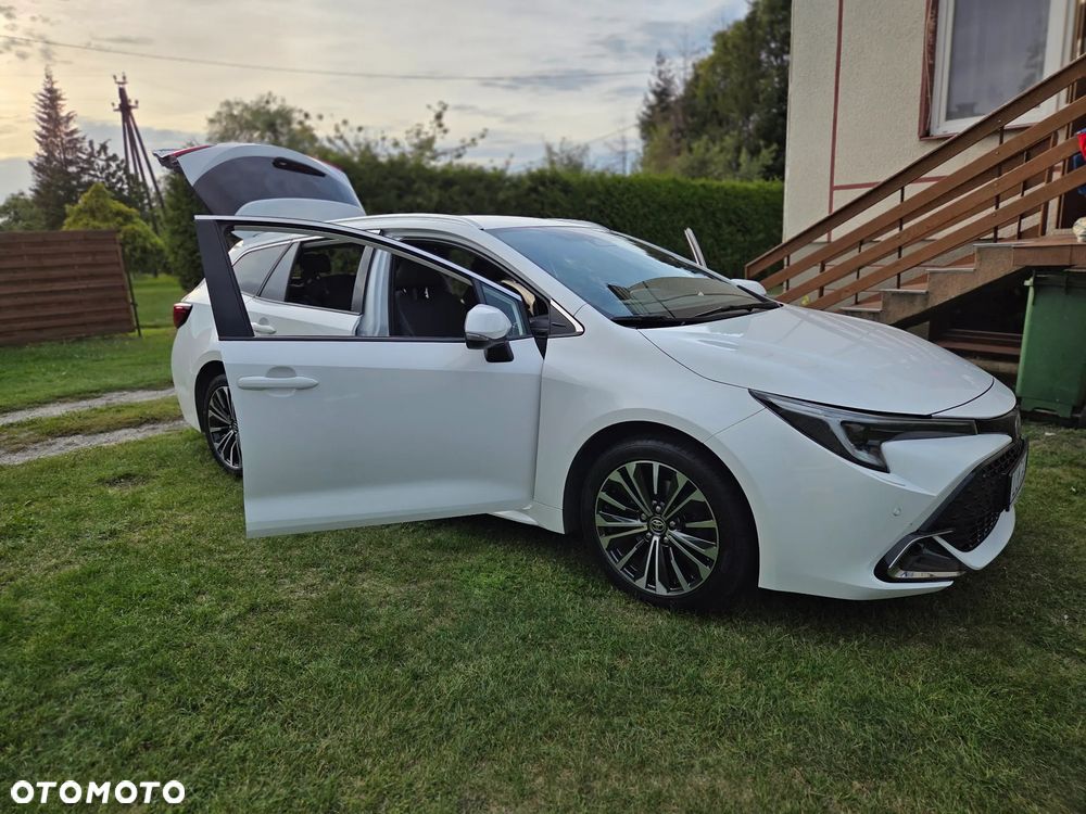 Toyota Corolla 2.0 Hybrid Style - 35