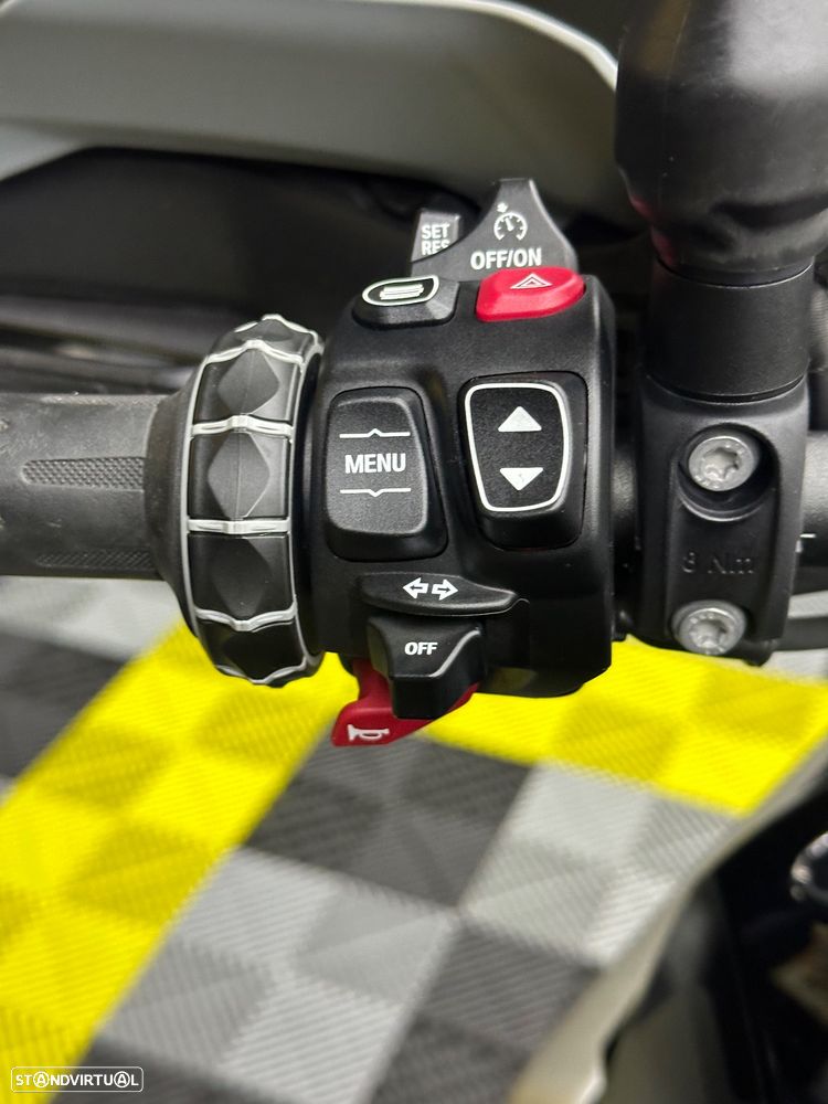 BMW R 1300 GS Triple black - 2