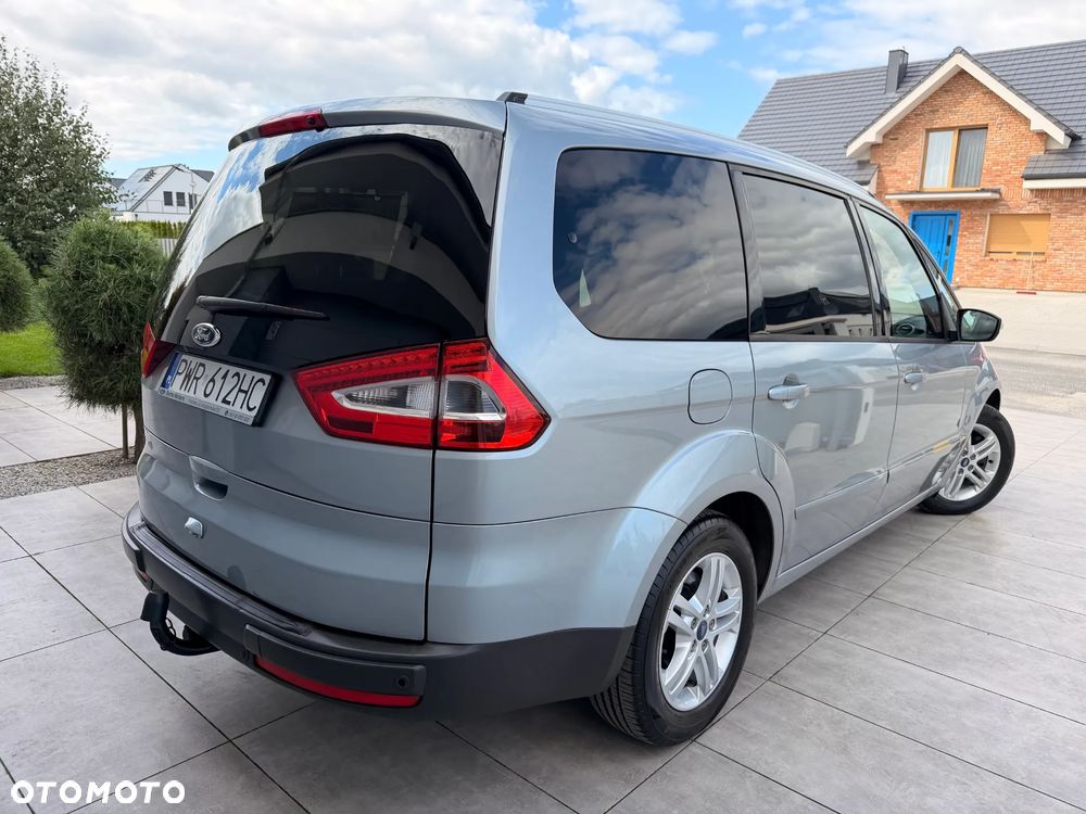 Ford Galaxy - 13
