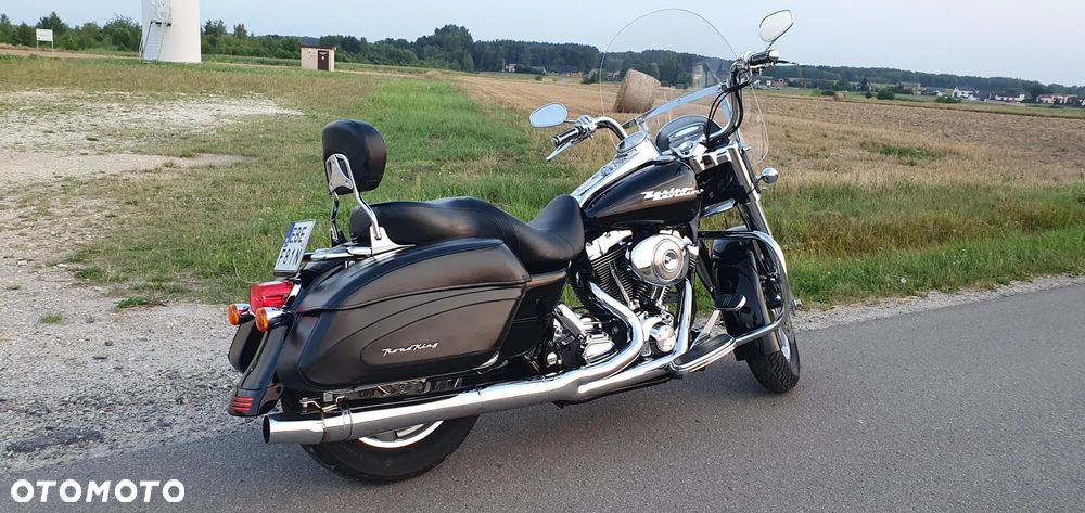 Harley-Davidson Touring Road King - 2