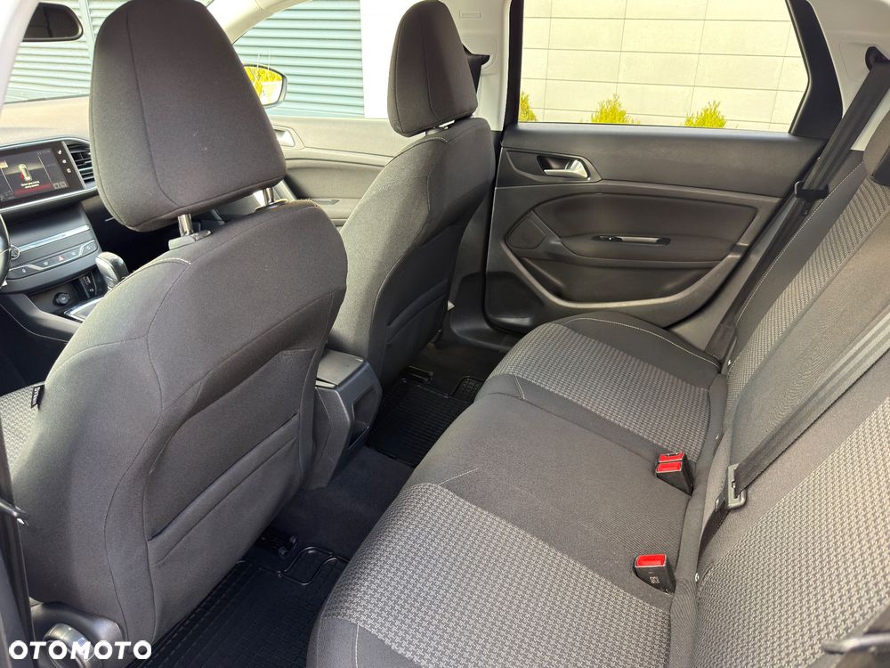 Peugeot 308 - 18