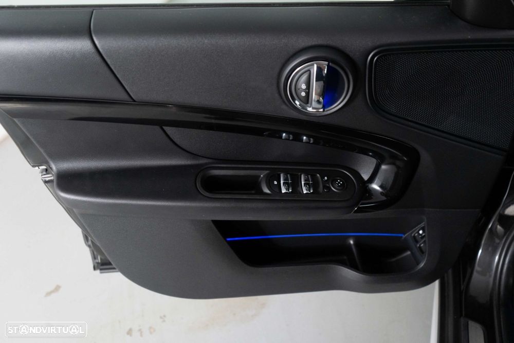MINI Countryman Cooper SE ALL4 Auto - 16