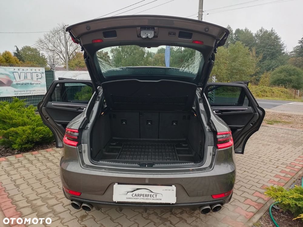 Porsche Macan S - 25