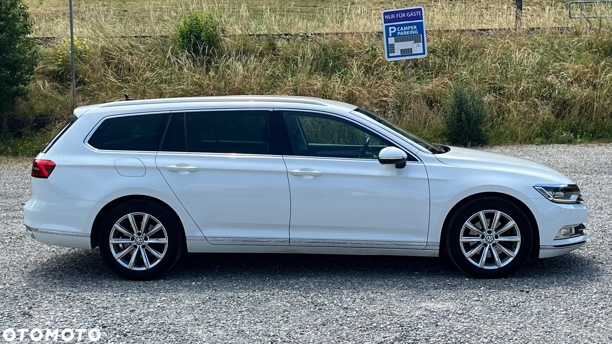 Volkswagen Passat - 8