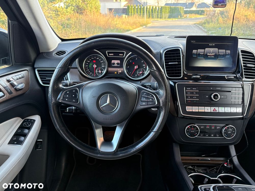 Mercedes-Benz GLE 350 d 4-Matic - 15