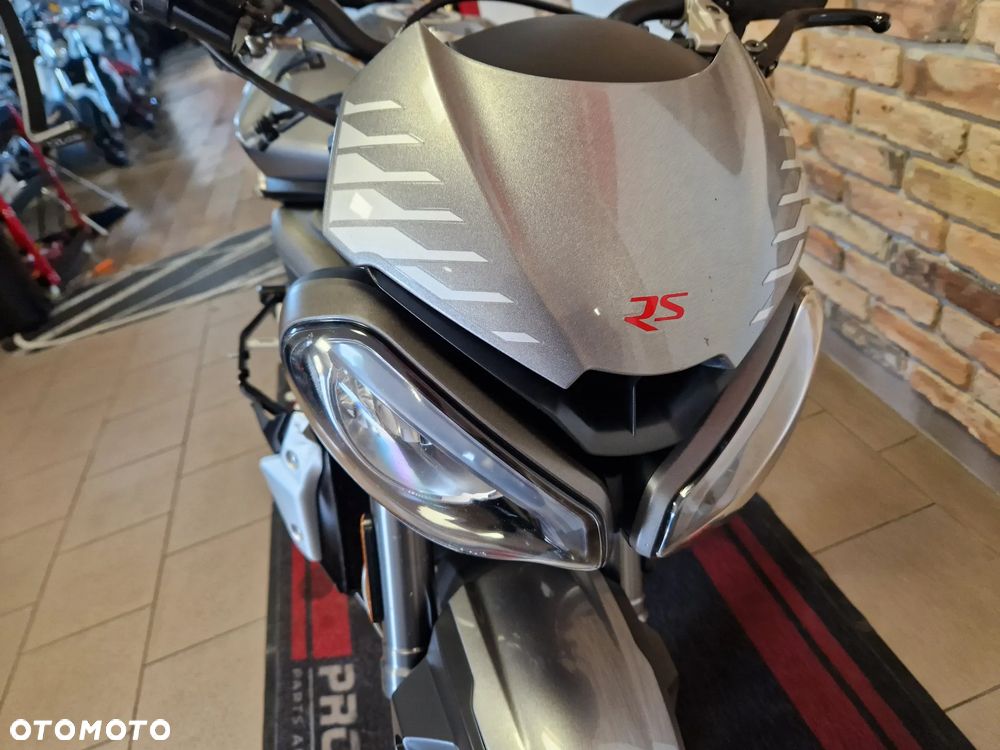 Triumph Street Triple - 35