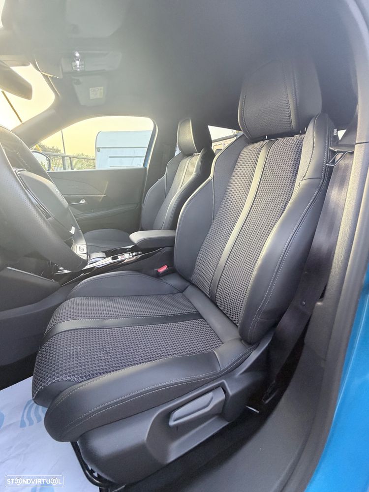 Peugeot 2008 1.2 PureTech GT Line EAT8 - 18