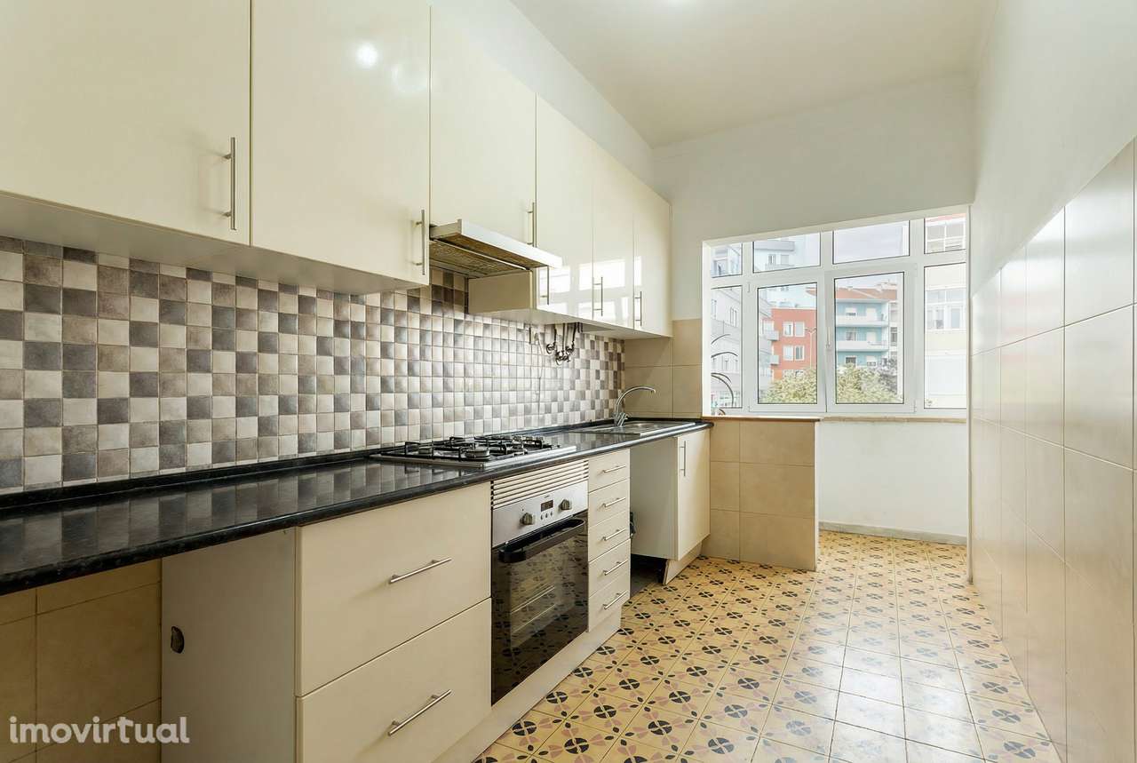 Apartamento T3, Almada - Grande imagem: 2/15