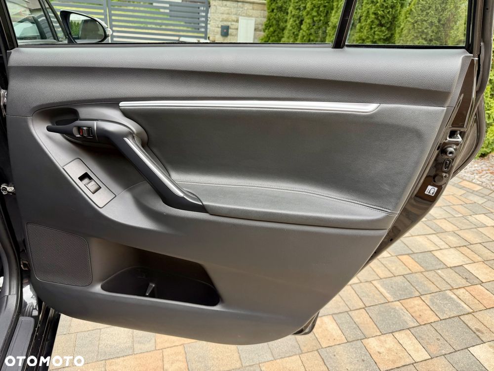 Toyota Verso 1.8 7-Sitzer Executive - 22
