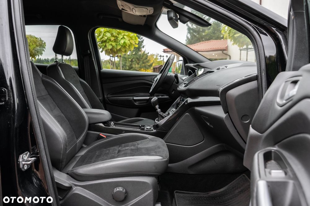 Ford Kuga 1.5 EcoBoost FWD ST-Line Black ASS GPF - 24