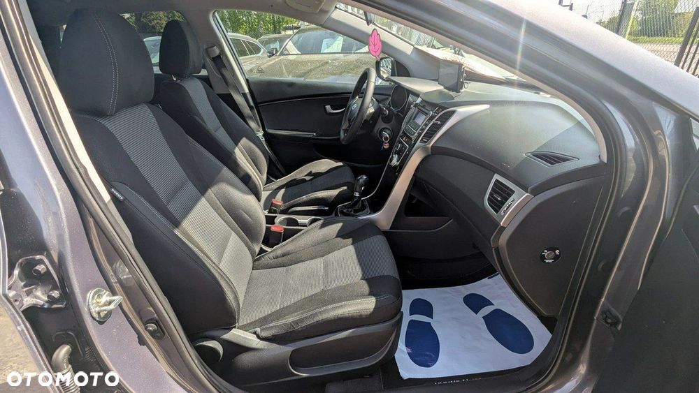 Hyundai i30 - 17