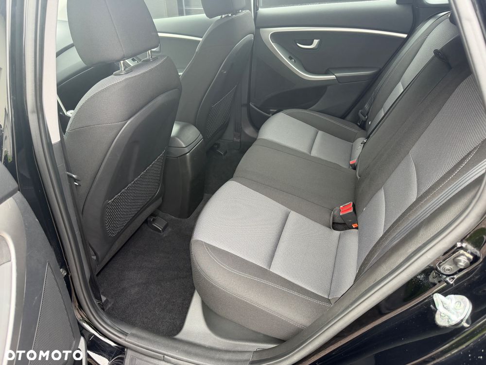 Hyundai i30 blue 1.6 GDI YES Gold - 22