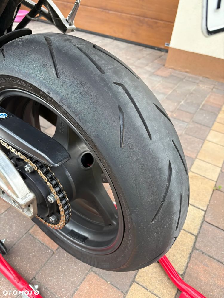 Honda CBR - 8