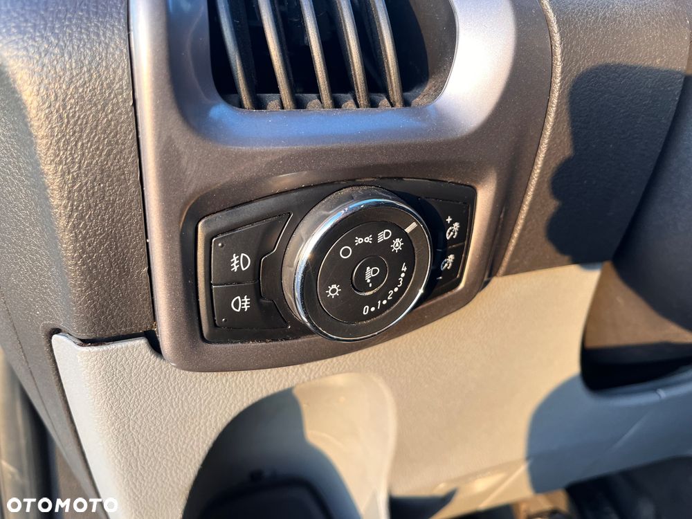 Ford Transit Custom - 27