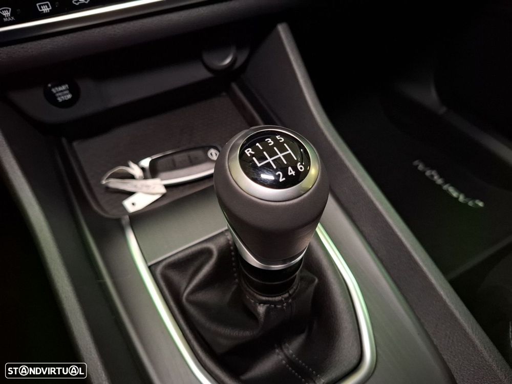 Nissan Qashqai 1.3 DIG-T Engage - 19